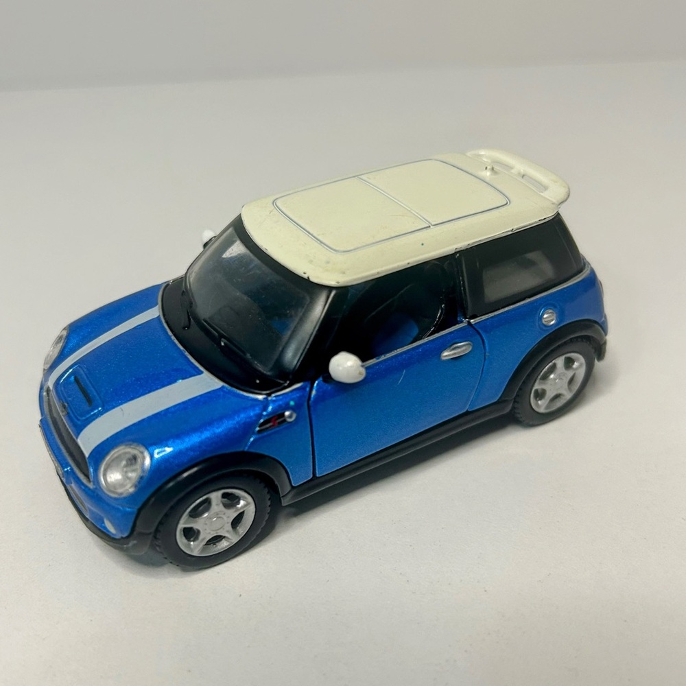 Mini Cooper Blue Scale 1/36 Maisto - Picture 5 of 9